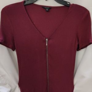NWOT Guess body suit (burgandy)